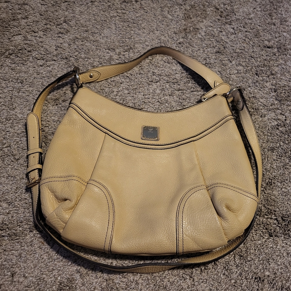 Pre-Loved Authentic MCM Pale Yellow Pebbled Leather Studded Shoulder
